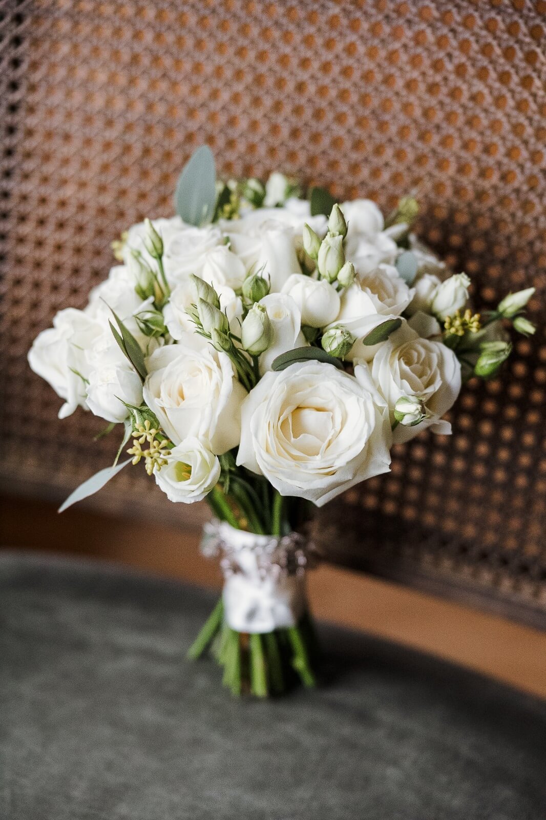 Classic bridal bouquet with ivory roses